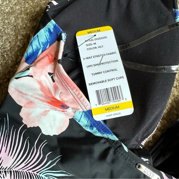 DKNY‎ Women's One Piece Tummy Control Halter Neckline Swimsuit Sz Medium - Picture 3 of 9